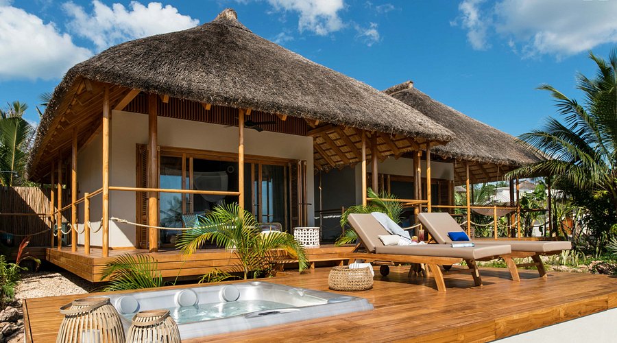 سياحي فاخر (VIP) لمدة 7 أيام في زنجبار، مصمم لتقديم أقصى درجات الخصوصية والرفاهية،